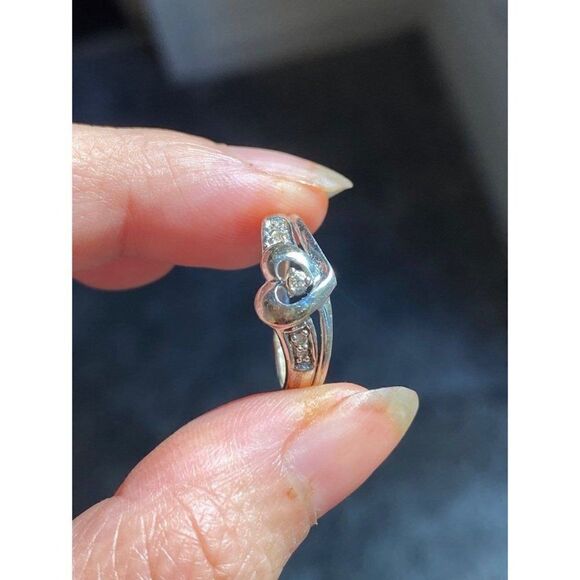10k Heart with Diamonds Ladies Ring - Picture 6 of 10